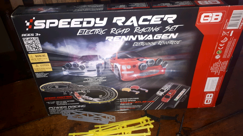 speedy racer road racing set